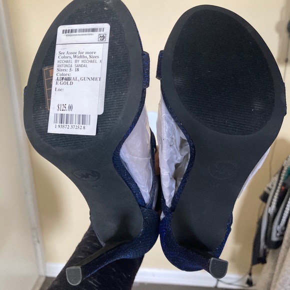 MK Antonia Sandal Heel - Picture 7 of 10